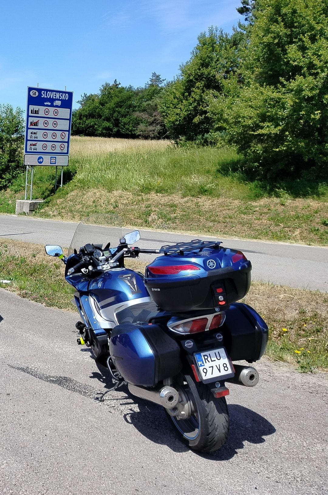 Yamaha fjr 1300 .