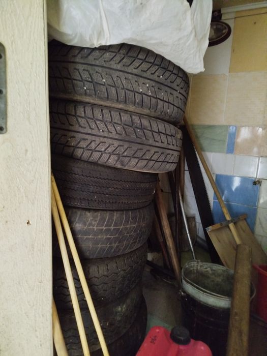 Продам гумову резину