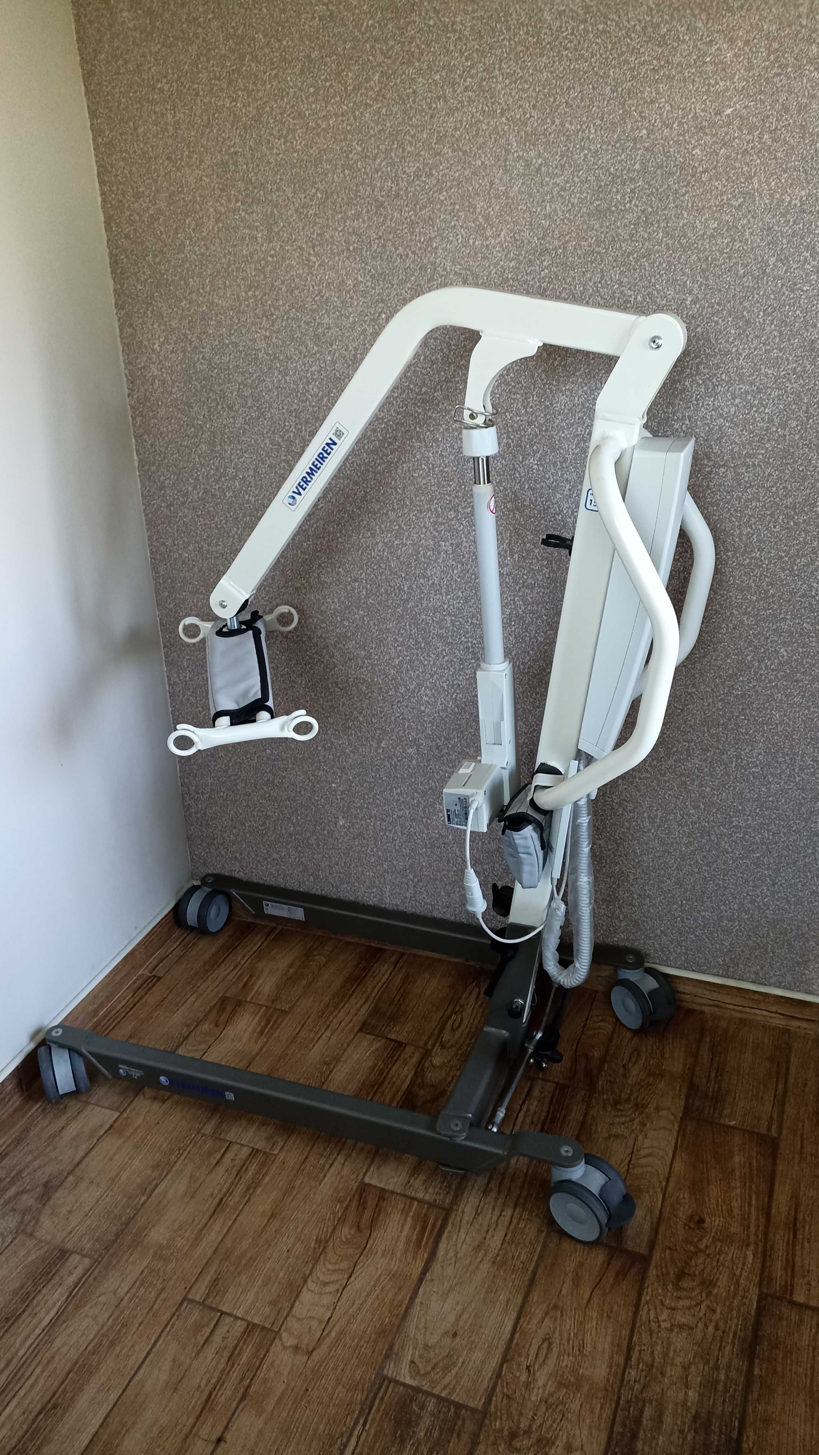 Wózek inwalidzki Vermeiren v300 komfort
