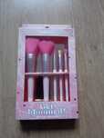 Pędzle do makijażu make up, get bloomed, belutta ,nowe,nie otwierane,