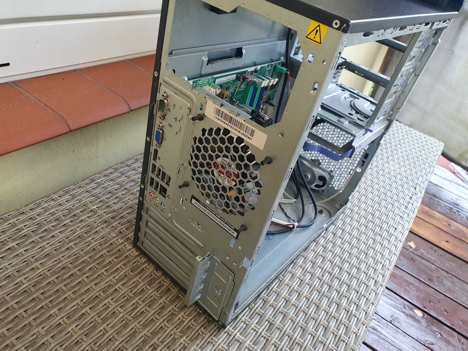 Jednostka PC zdekompletowana