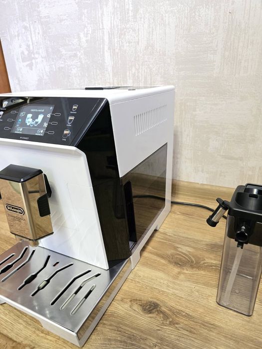 Кофемашина De'Longhi PrimaDonna Class ECAM 550.65.W з Німеччини