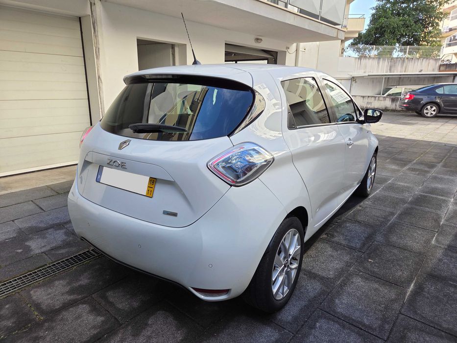Renault Zoe Limited 41kwh R110 (bateria própria) IVA dedutível
