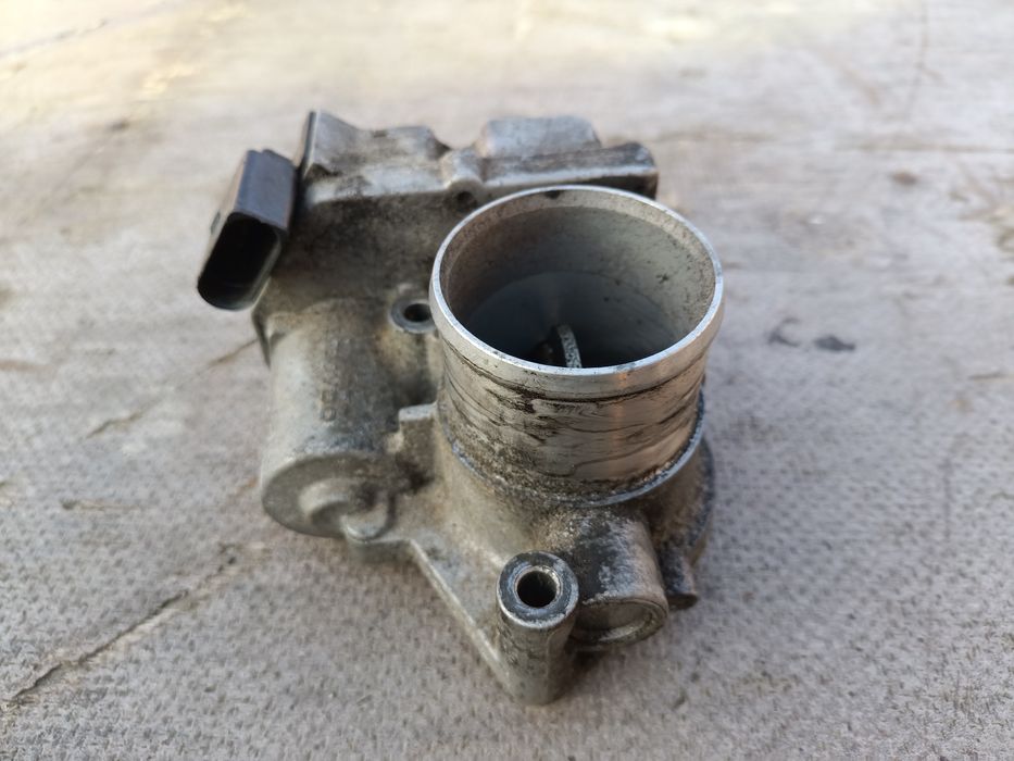 Przepustnica Renault 1,9dci 130km Scenic Megane Laguna