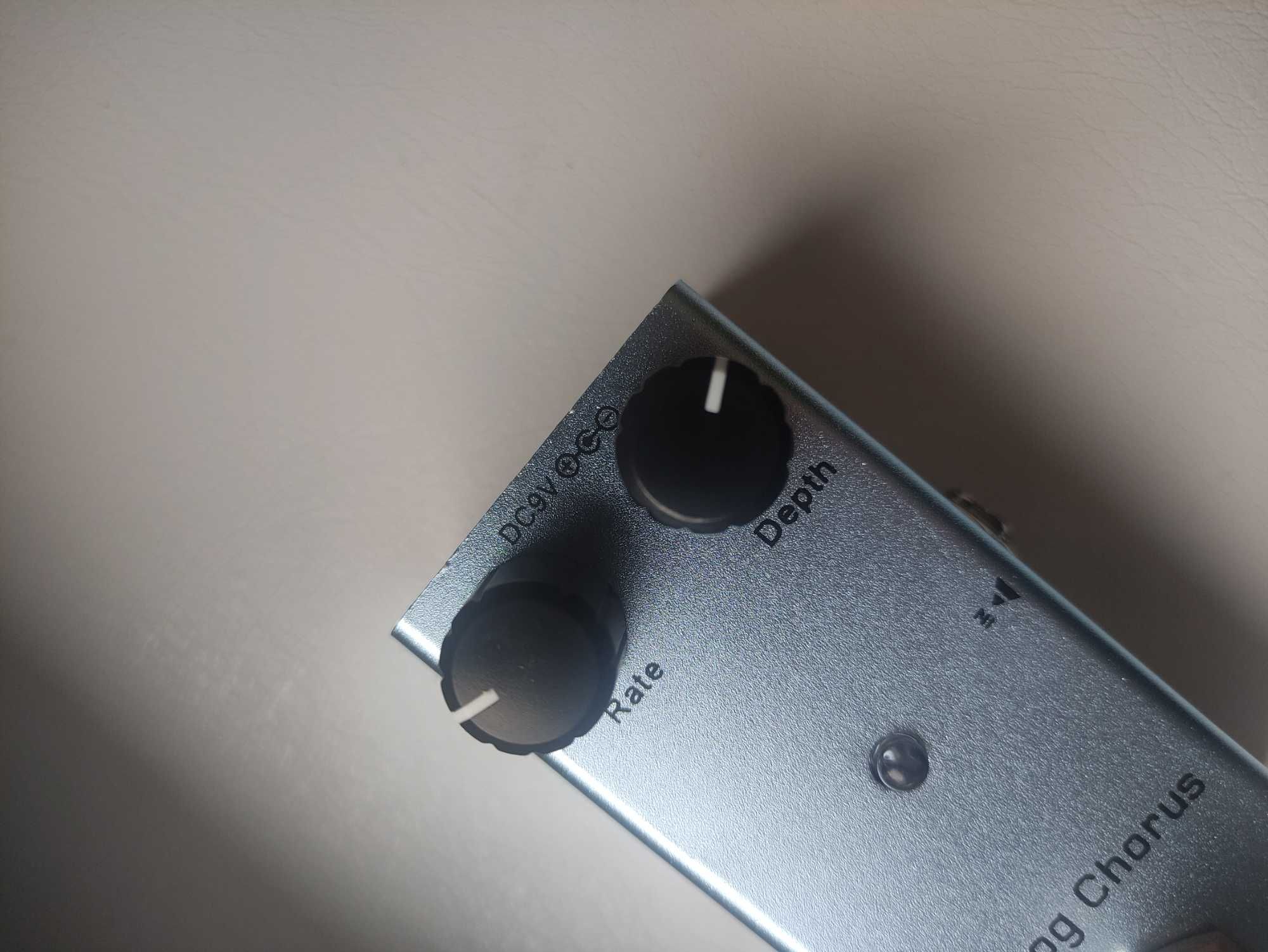 Efekt gitarowy ANALOG CHORUS kostka, efekt do gitary OKAZJA