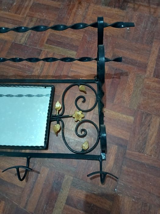 Bengaleiro com espelho início séc XX