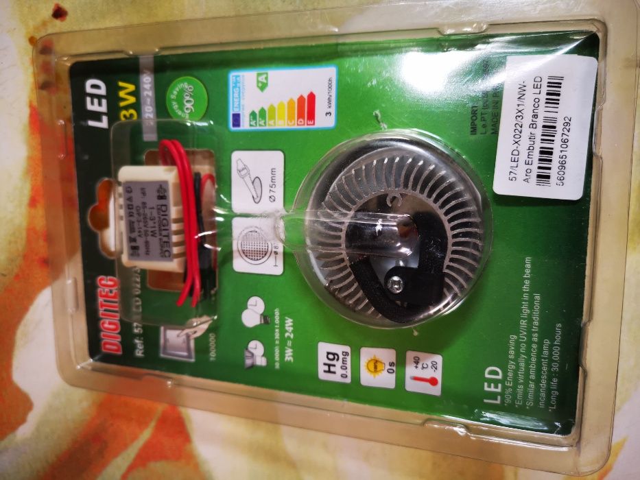 projector led embutir