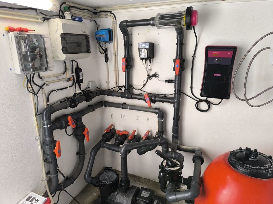 Canalizador Canalização de piscina