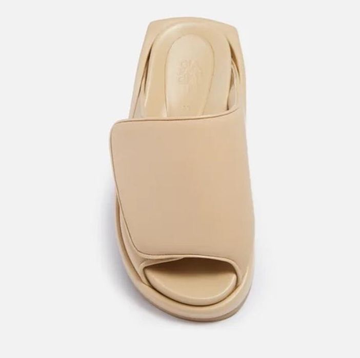 Культові масивні шкіряні слайдери gia borghini, Італія