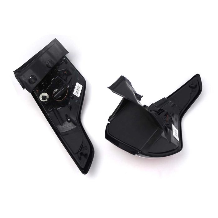 Фара задняя Ford Kuga Escape 16-19 г задний фонарь желтым эскейп куга