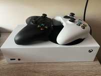 Konsola Xbox Series S 512 GB + 2 pady