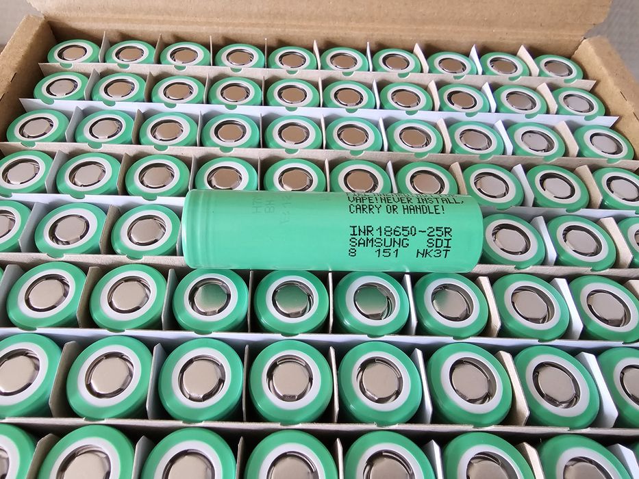 Высокотоковый аккумулятор 18650 Samsung 25R 2500mAh 20A Новые 2024год.