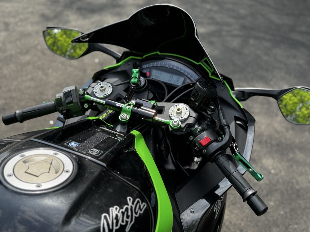 Kawasaki ZX10R на документах Видеообзор