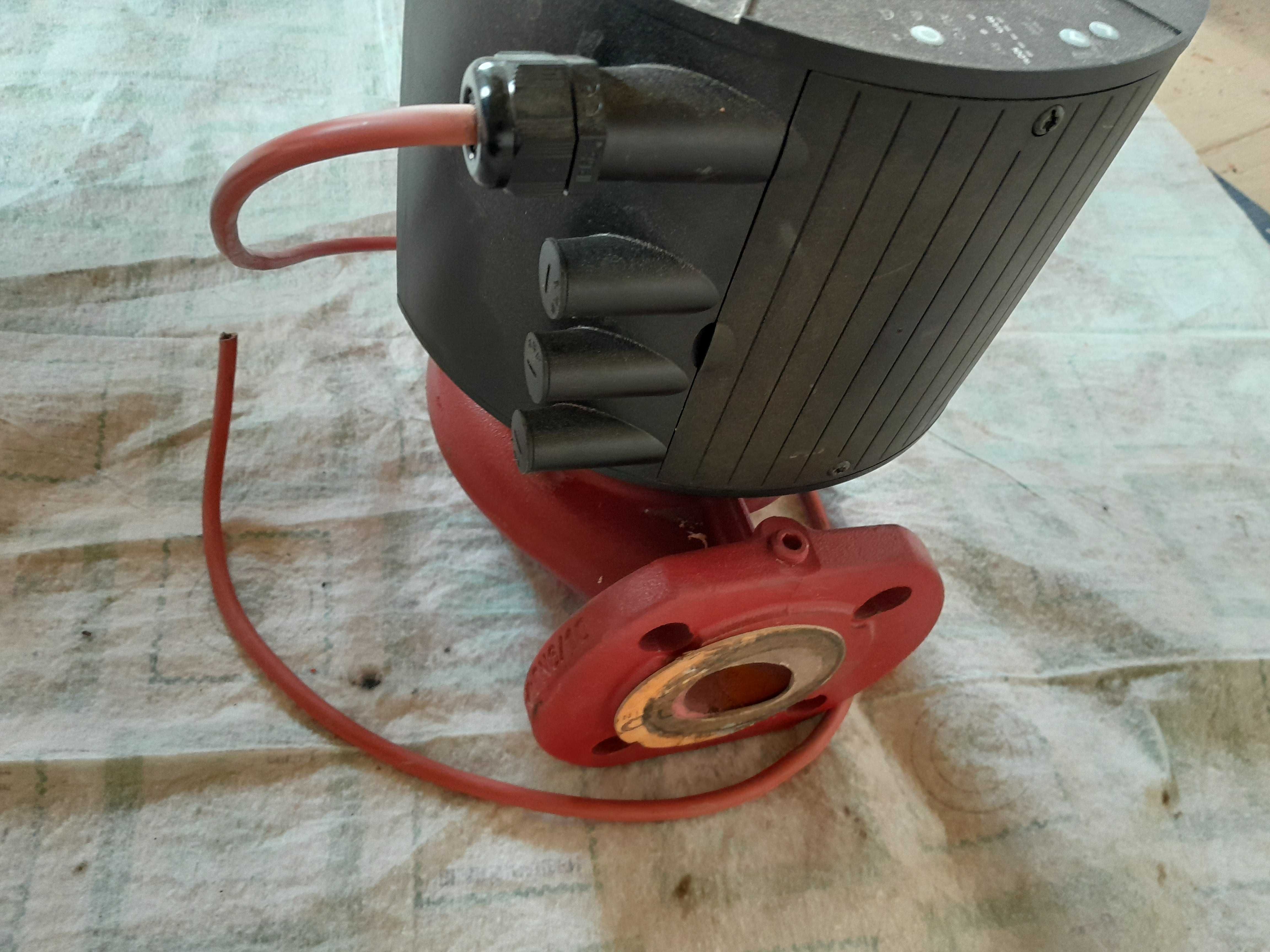 pompa  Grundfos magna 50-60F