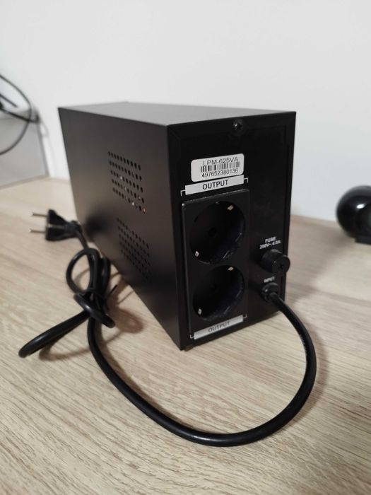 ДБЖ LogicPower LPM-625VA відмінний стан