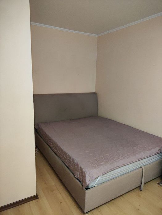 Ліжко-подіум двухспальне та матрац Одеська область