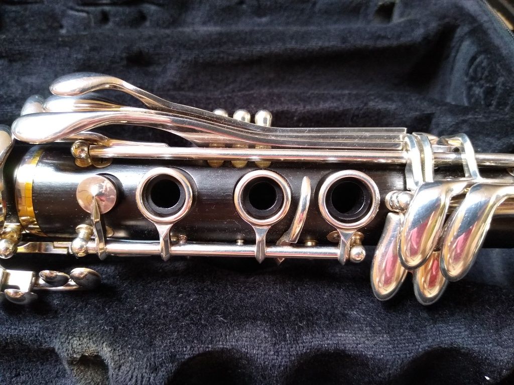 Komplet klarnet Selmer Signature in B,Saint Louis in A,idealne