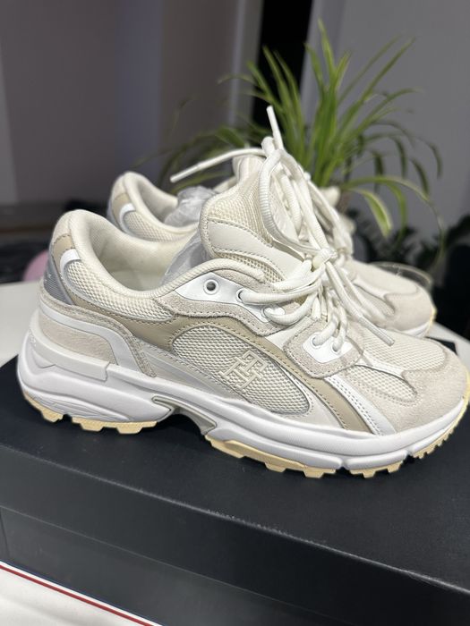 Кросівки Tommy Hilfiger 37 розмір