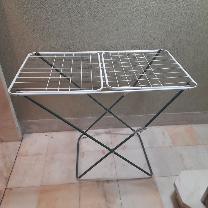 Estendal metalico utilitário