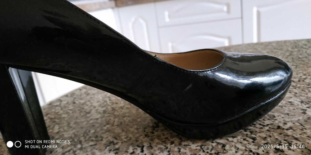 Класичні локовані туфлі Clarks 39 розмір