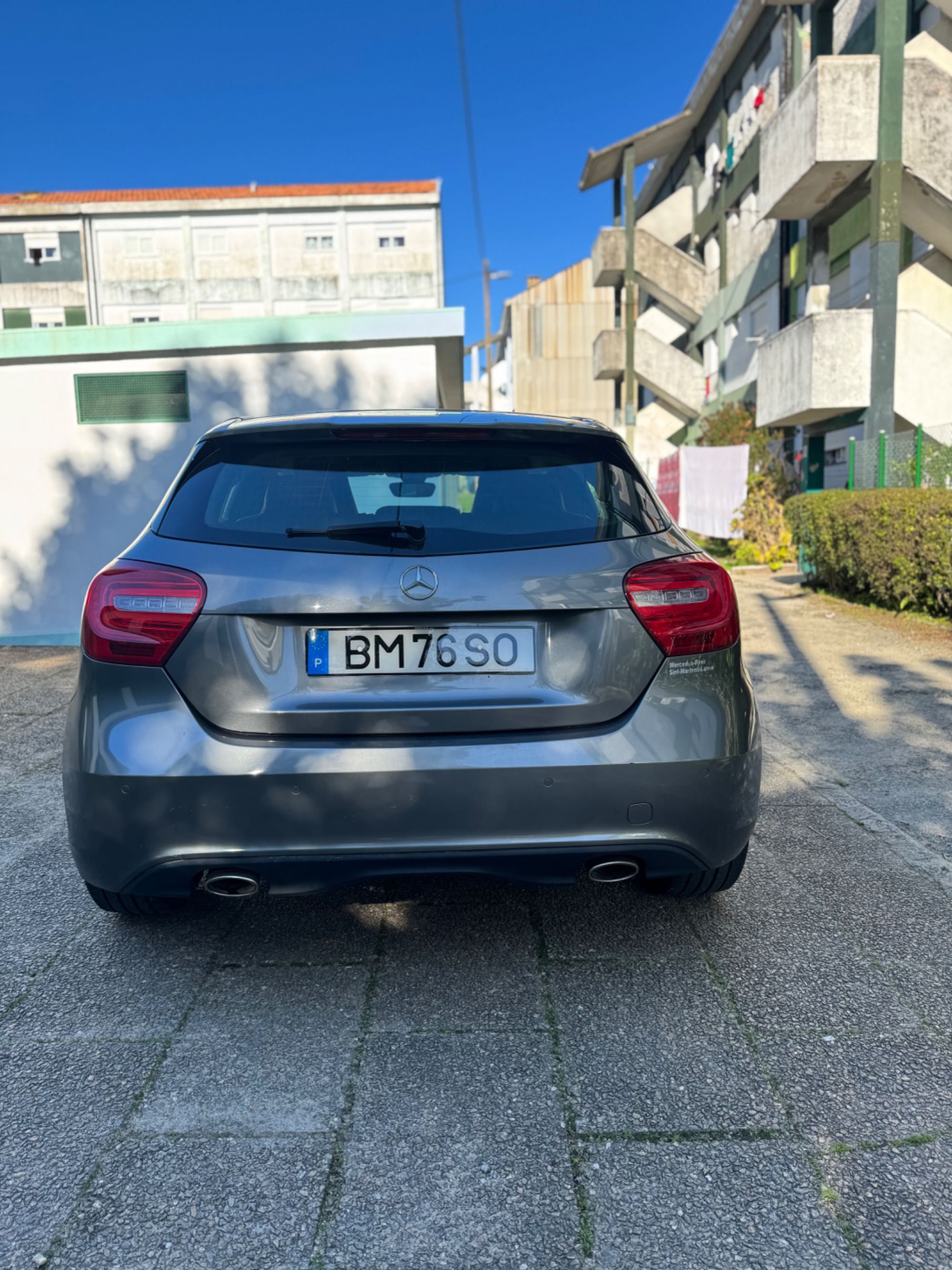 Mercedes A180 cdi sport auto (versão motor Mercedes)