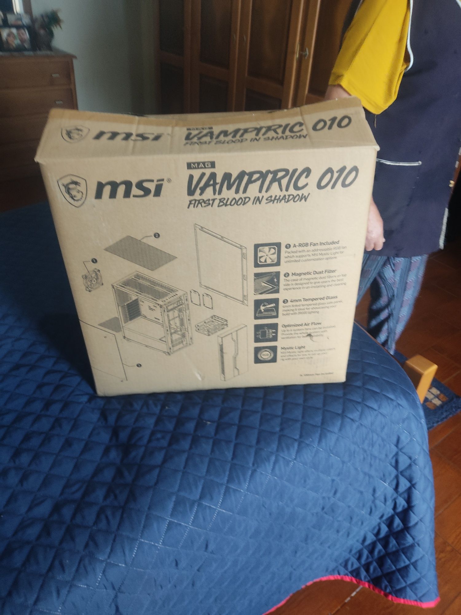Caixa MSI Vampiric 010 RGB