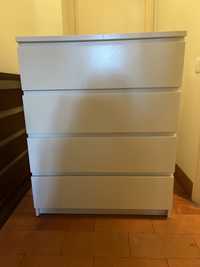 Cómoda Ikea Malm 4 gavetas