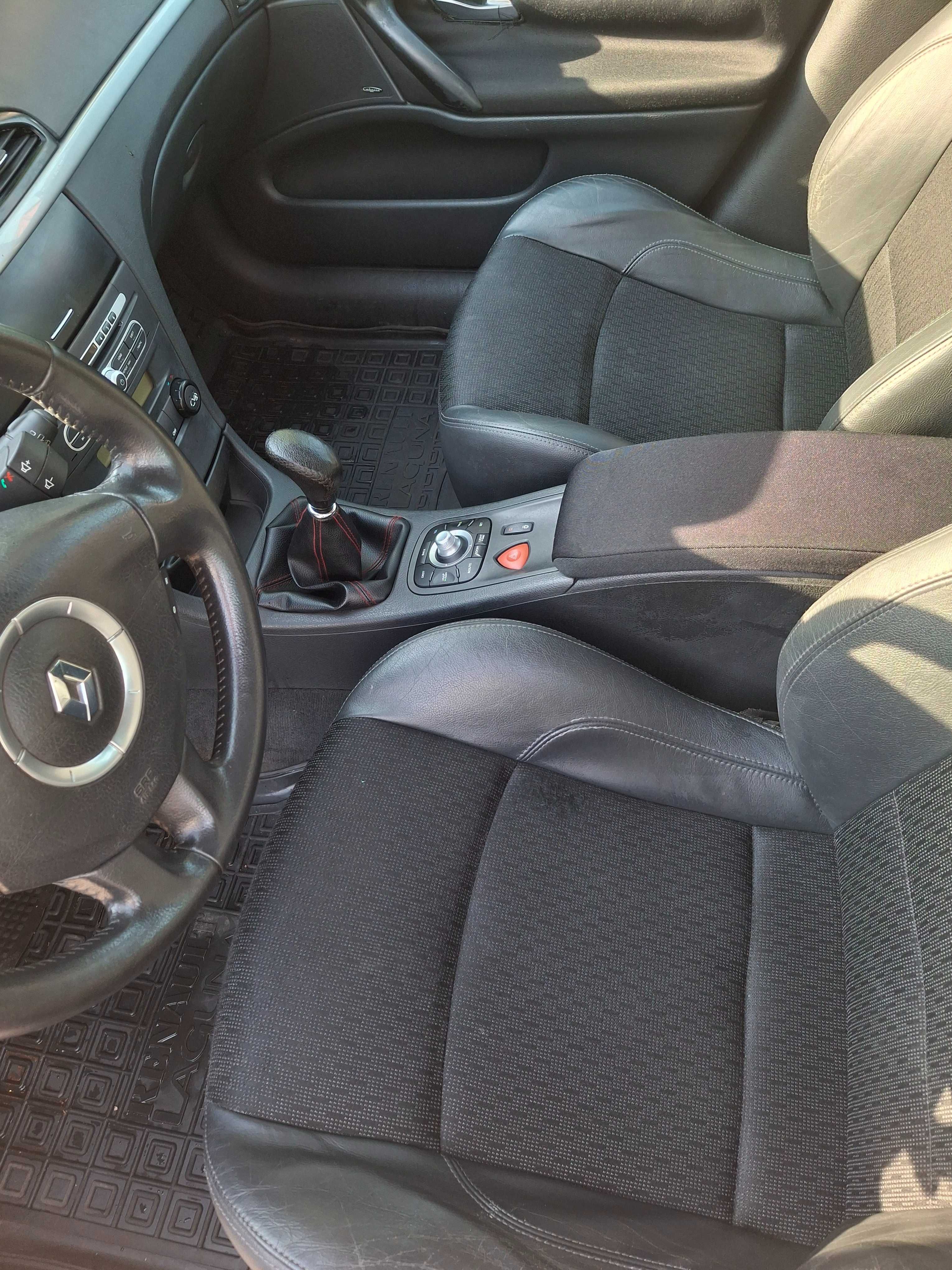 Renault Laguna II 2006 року 1.6 бензин універсал