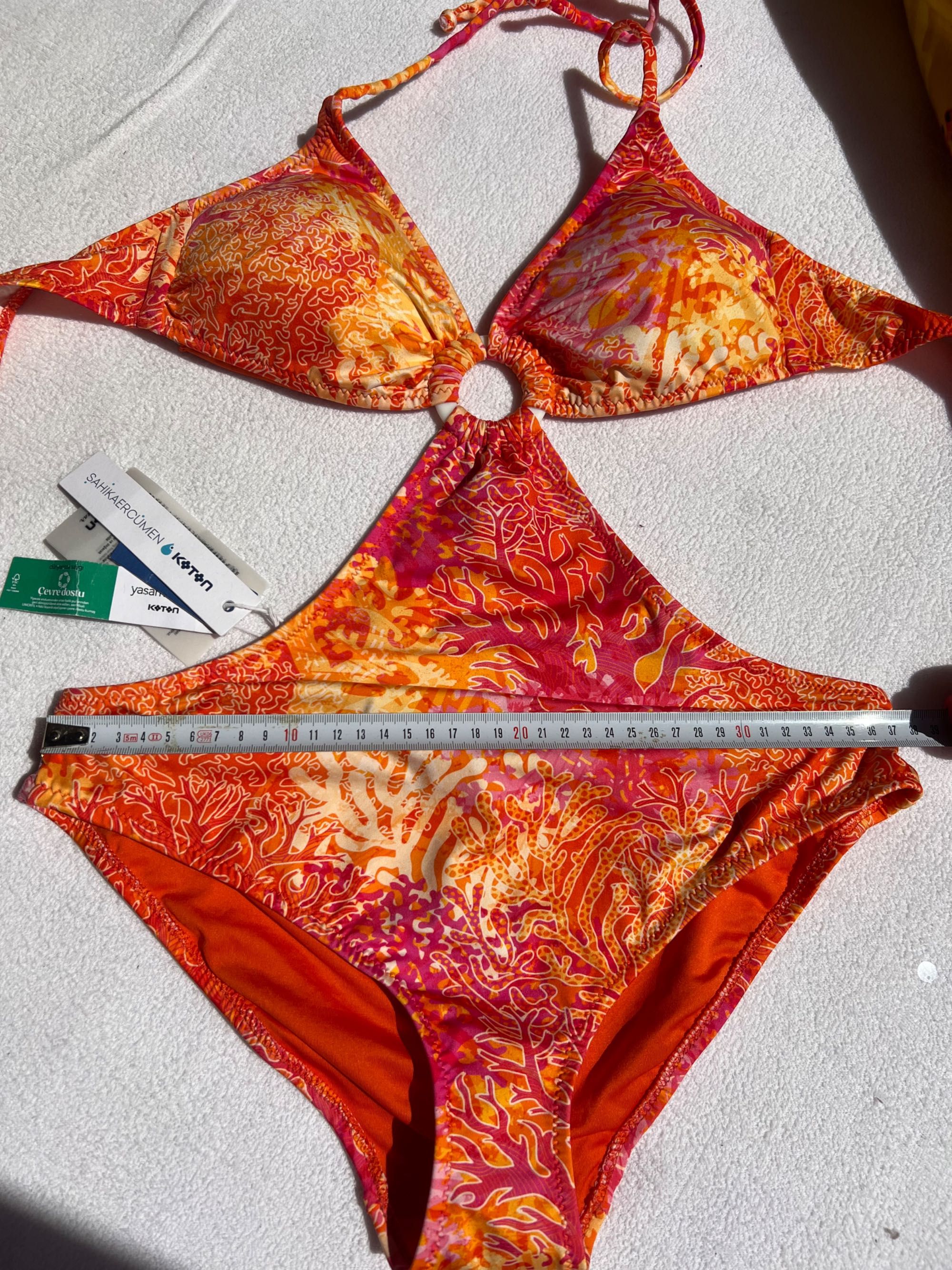 Strój typu Monokini firmy Sahikaercumen