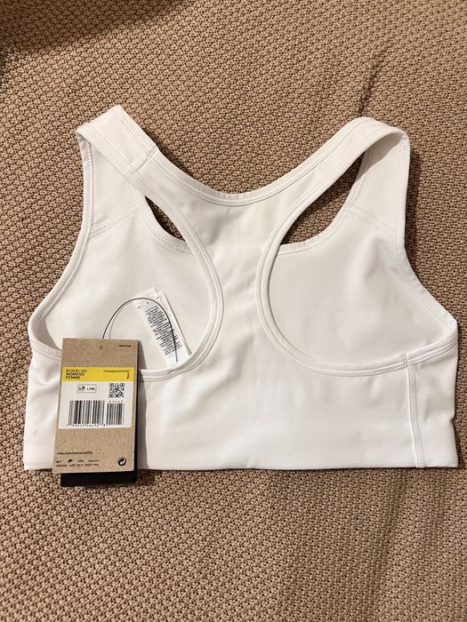 Топ Nike S новий