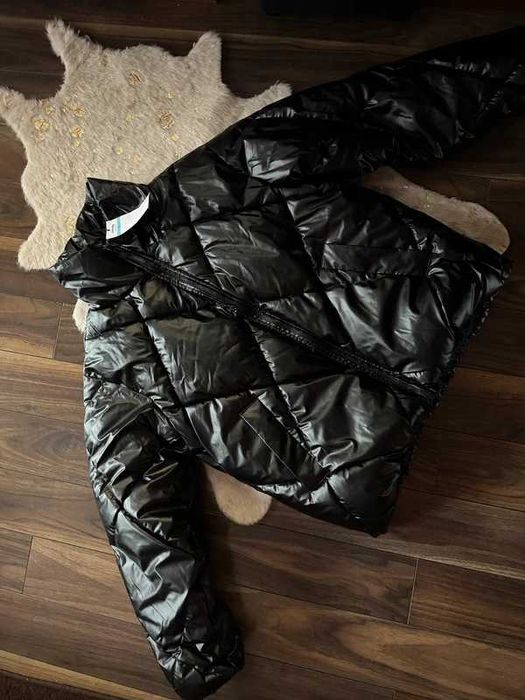 Kurtka czarna pikowana puffer ze stójką Sinsay