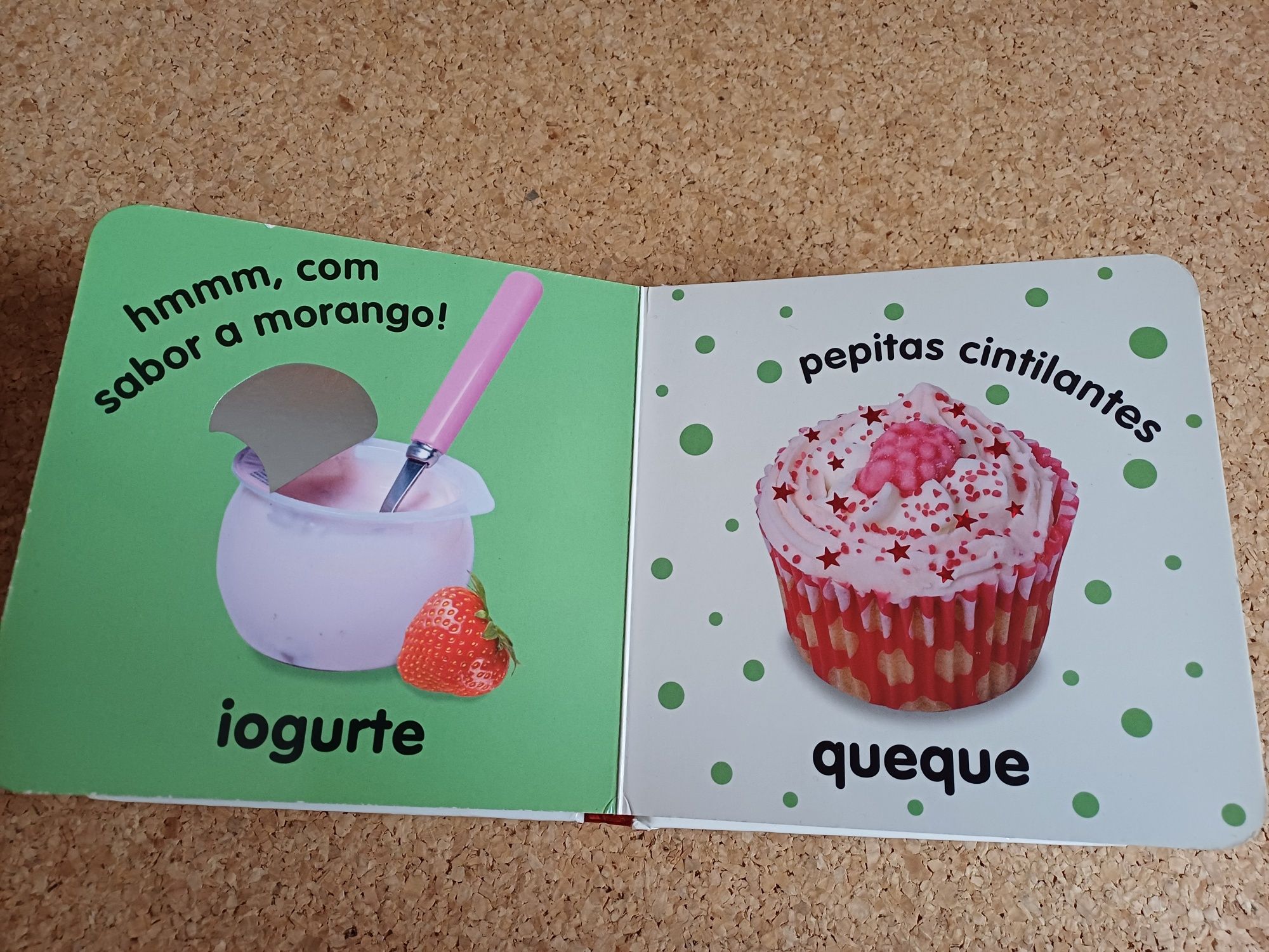 Livro bebé, várias imagens, texturas, cores. Hora de comer