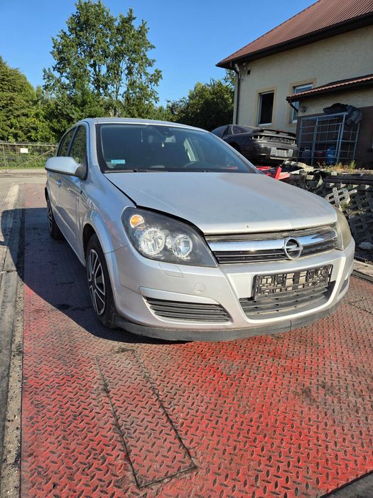 Opel Astra III H silnik 1.7 Z17DTH kolor Z157 części