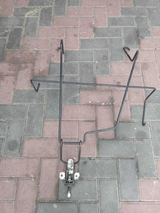 Крепление запаски Кріплення запаски DACIA LOGAN 2004-2012