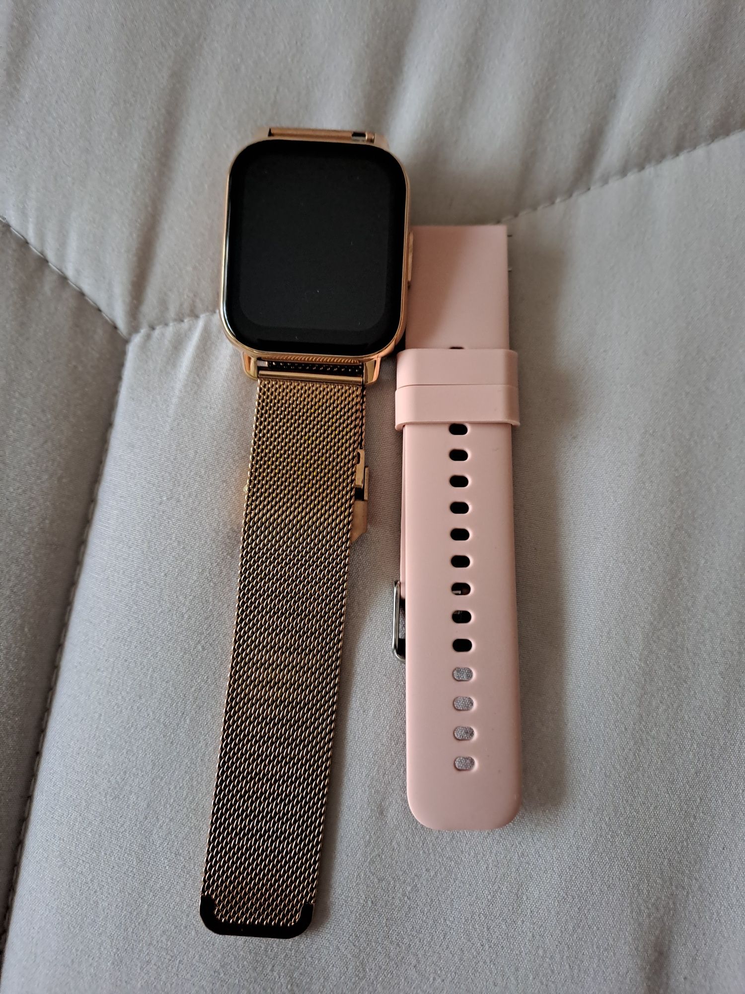 Smartwatch Dourado