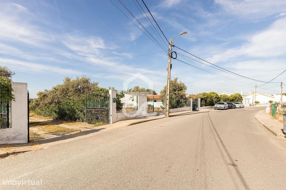 Propriedade com 5.958 m² em Mora – Espaço Versátil com Grande Potencia