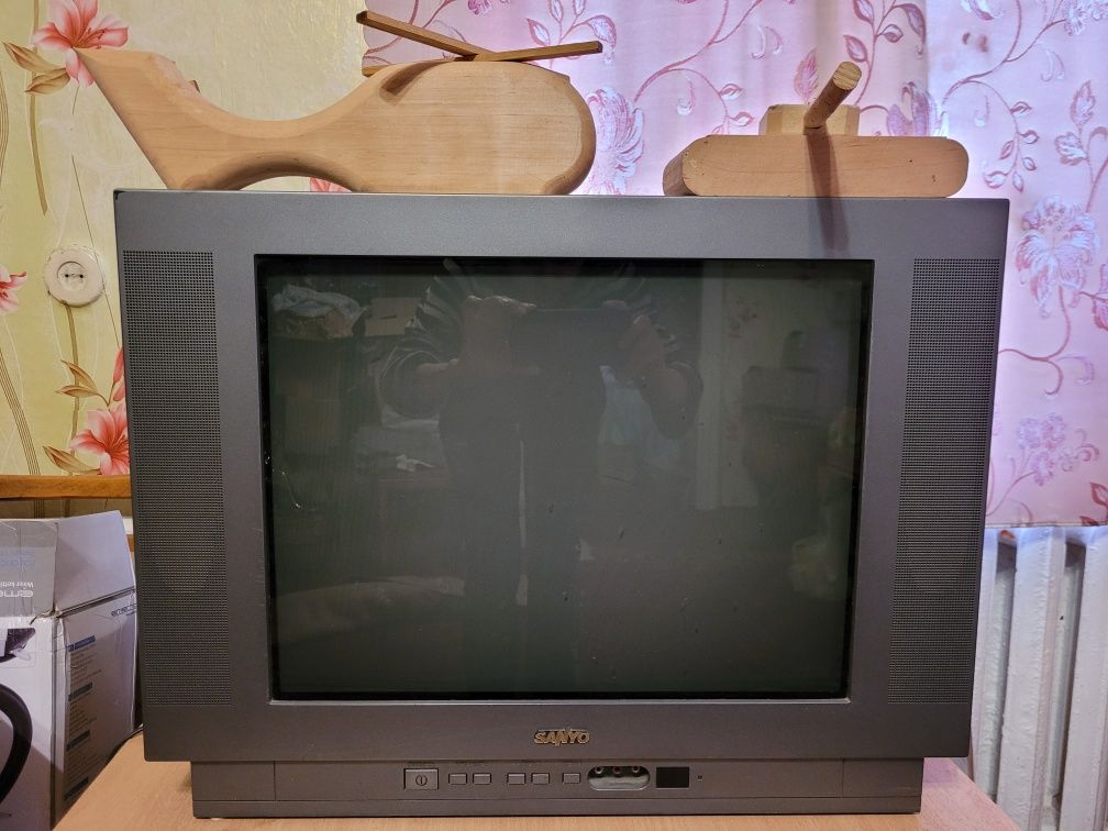 Телевизор Sanyo диагональ 51см