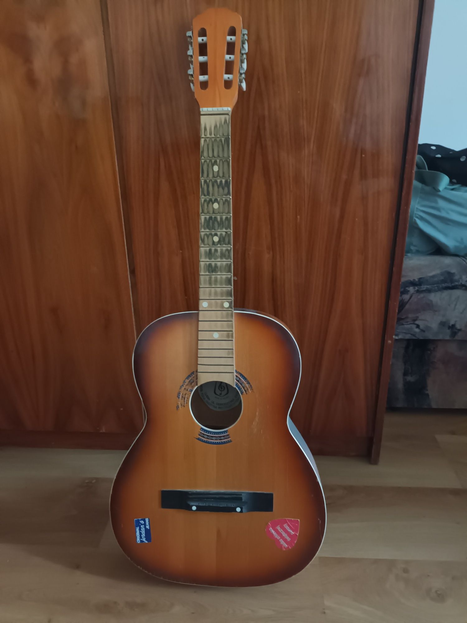 Gitara defil lub.