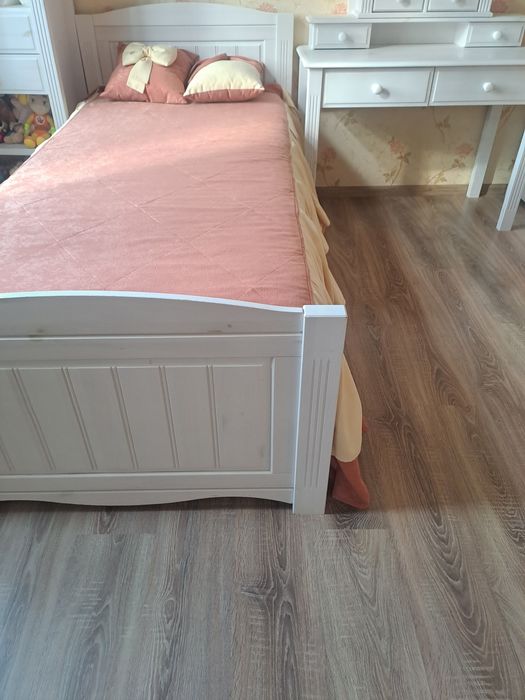 Спальная мебель детская.