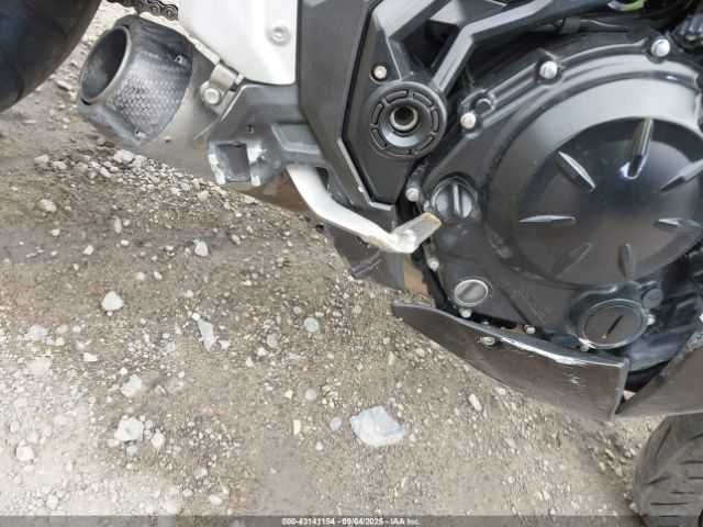 Kawasaki EX650 R 2023