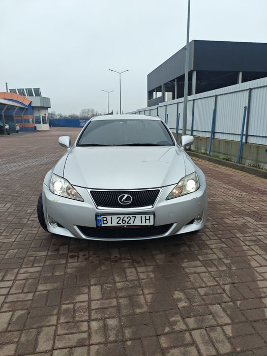 Lexus IS 220D MarK Levinson