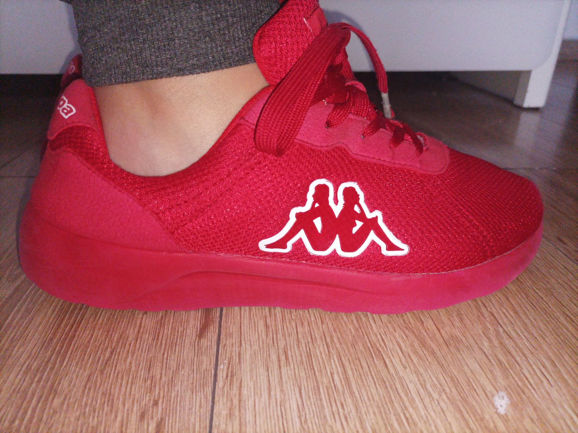 Buty kappa czerwone 40!