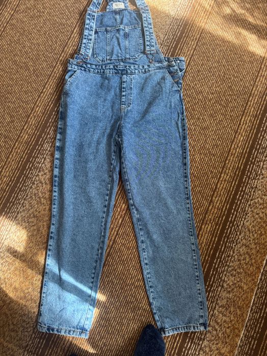 Комбінезон джинсовий