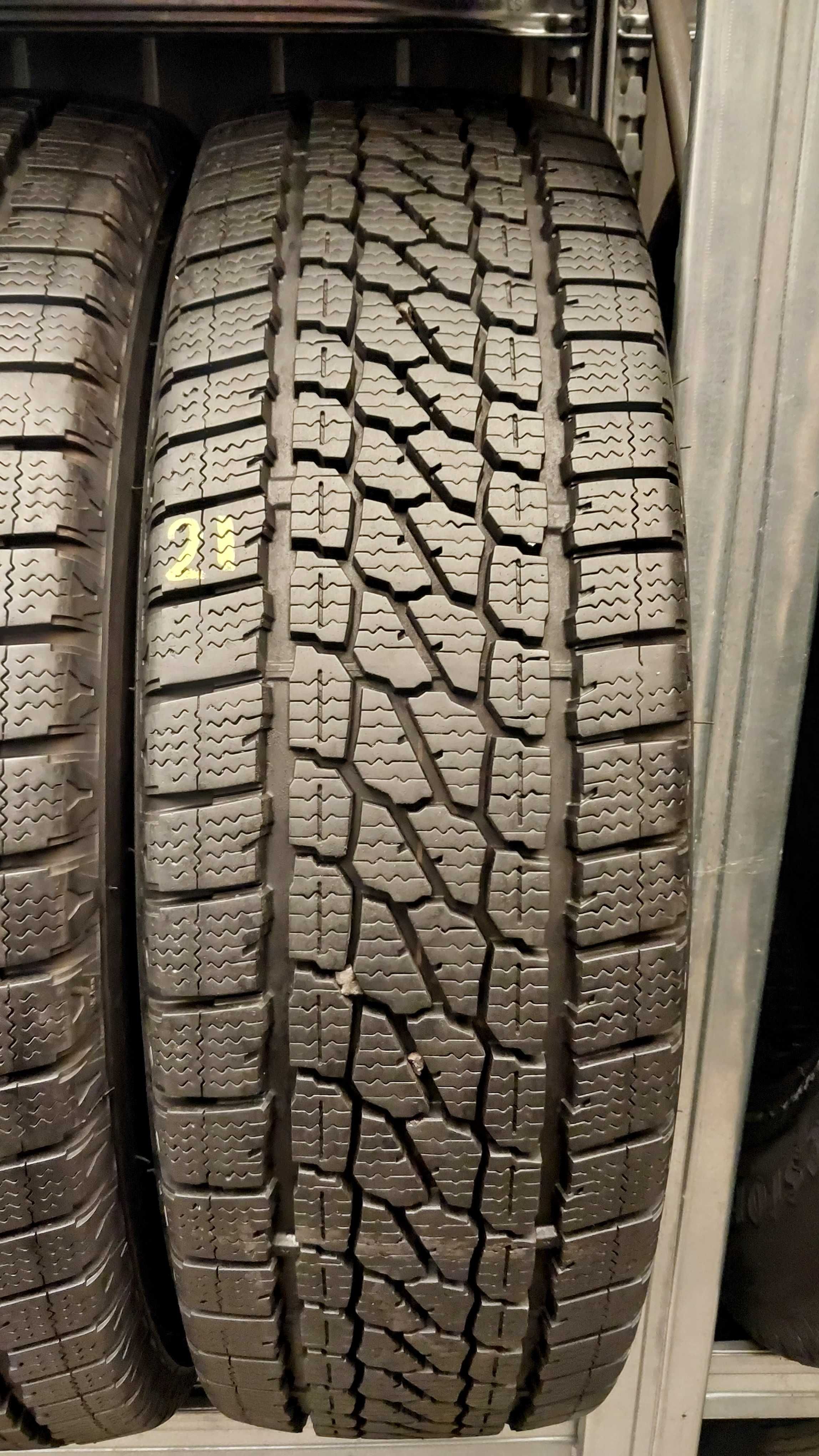 Firestone Vanhawk 2 Winter 215/75 R16C