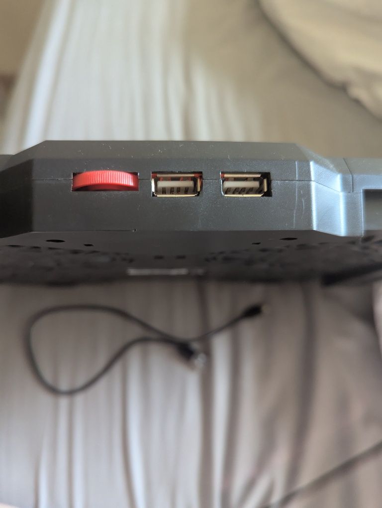 Podstawka genesis pod laptopa