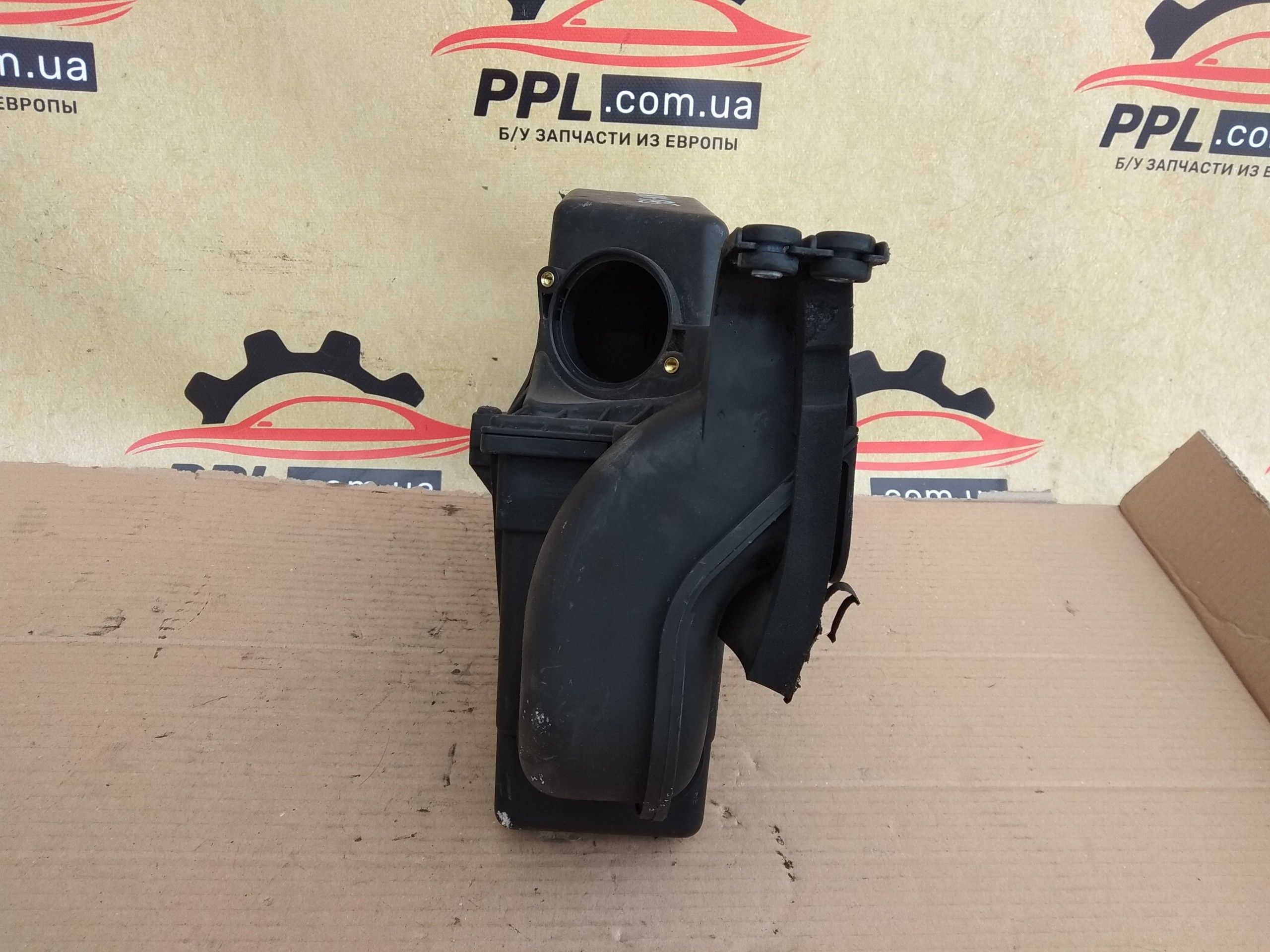 Suzuki Swift Mk6 2005-2010 1.3 DDIS корпус воздушного фильтра 62J-A01