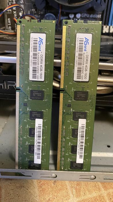 Продаю комп’ютер (працюючий, але вже не новий) або по деталях