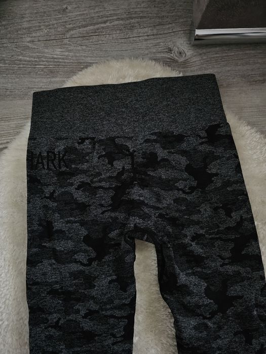 Legginsy gymshark Rozmiar S Camo Moro Wysoki stan spodnie Gymshark