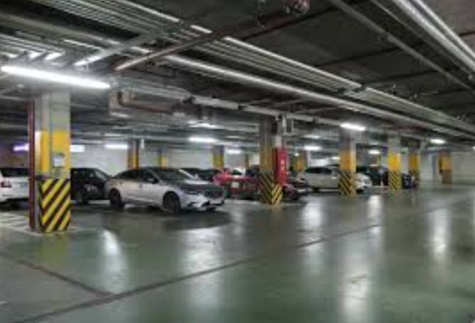 Место в паркинге 3700гр., 3300