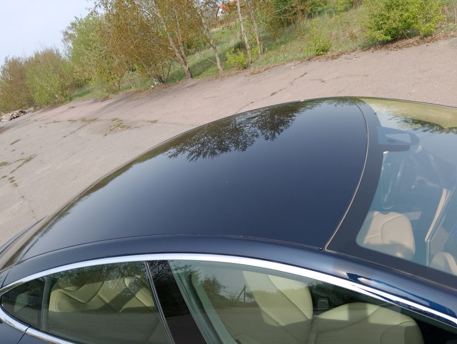 Tesla Model S 85D